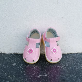 Summer sandals for baby boys and girls; newborn sandals with soft sole